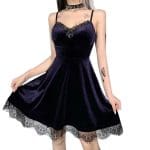 Robe Noire Dentelle Gothique Violet Sombre