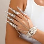 Bracelet Noire Long Doigts Argenté